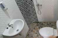 Toilet Kamar Adelia Residence