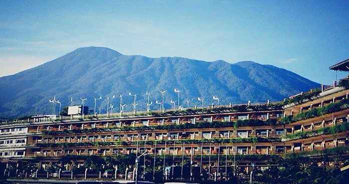 Bên ngoài Seruni Hotel Gunung Salak