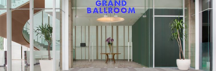 Lobby JS Luwansa Hotel And Convention Center