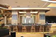 Bar, Kafe dan Lounge JS Luwansa Hotel And Convention Center