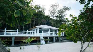 Luar Bangunan 4 Club Paradise Palawan