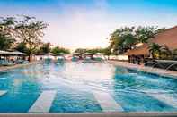 Kolam Renang Club Paradise Palawan