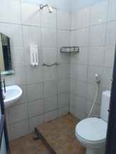 In-room Bathroom 4 Mess Menteng 24