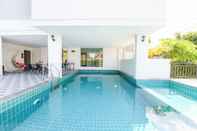 Swimming Pool Baan Hinwong