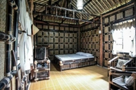Kamar Tidur Pondok Bamboo Sendangsari