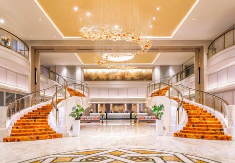 Lobby Royal Plaza on Scotts