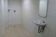 In-room Bathroom Wisma Davinci Sabrina