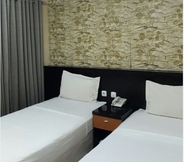 Kamar Tidur 3 Wisma Davinci Roxy