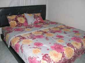 Kamar Tidur 4 Comfy Room in Batu at Vilix Homestay