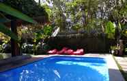 Swimming Pool 4 Kencana Ubud Cottage