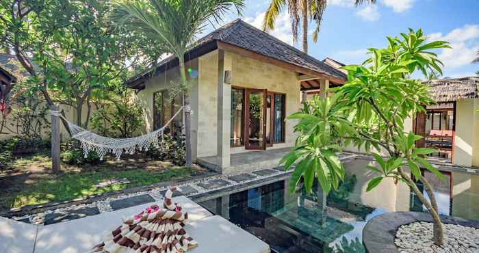 Hồ bơi Kelapa Villas