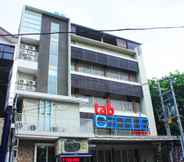 Exterior 3 Tab Capsule Hotel - Kayoon Surabaya