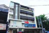 Exterior Tab Capsule Hotel - Kayoon Surabaya