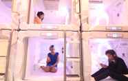 ห้องนอน 6 Tab Capsule Hotel - Kayoon Surabaya