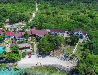 Bangunan 2 Anda Cove Beach Retreat Resort