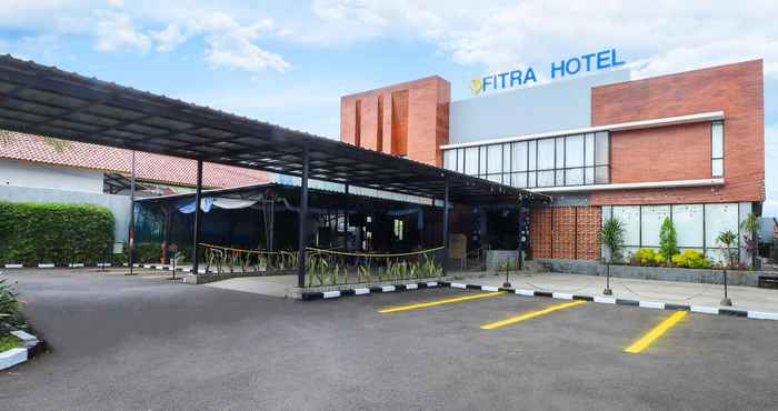 ภายนอกอาคาร FITRA Hotel Majalengka