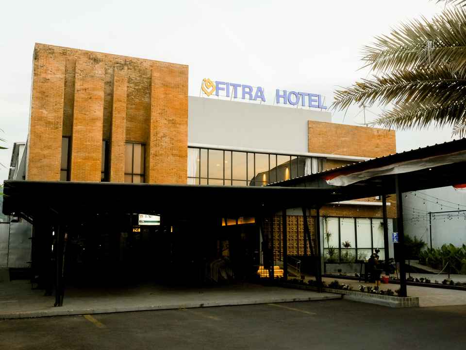 Harga kamar FITRA Hotel Majalengka, Majalengka untuk tanggal 22072022