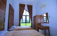 Bedroom 4 Puncak Raya Hotel