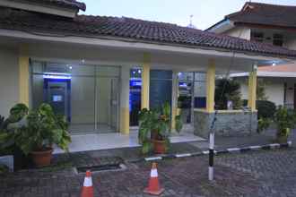 Bên ngoài 4 Puncak Raya Hotel