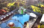 Swimming Pool 2 Bintang Jadayat 1