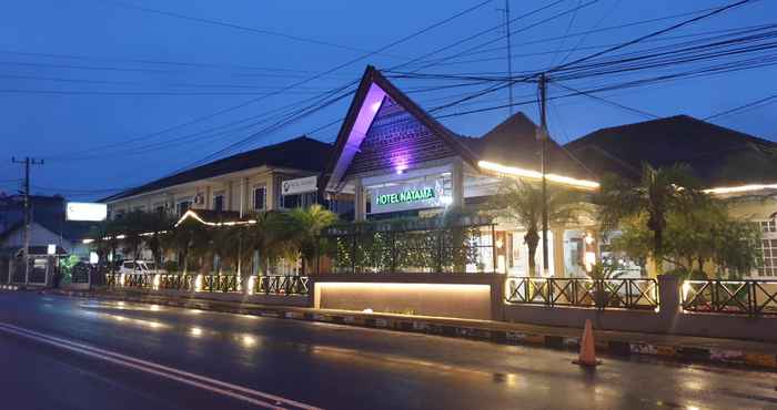 Luar Bangunan Hotel Natama Syariah