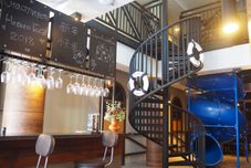 バー、カフェ、およびラウンジ Kokotel Phuket Patong