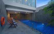 Swimming Pool 4 Harper Cikarang by ASTON