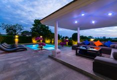 ภายนอกอาคาร 3 Luxury Pool Villa 604