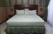 Phòng ngủ 3 Seruni Hotel