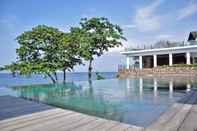 Swimming Pool Raja Villa Lombok Resort Powered by Archipelago