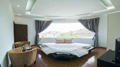 Kamar Tidur 4 Nha Trang Hills Hotel