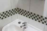 In-room Bathroom Wisma Nusantara Medan