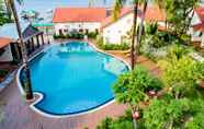 Swimming Pool 4 Hula Hula Beachfront Phu Quoc Resort