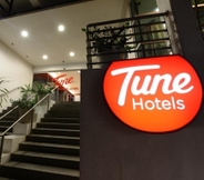 Luar Bangunan 2 Tune Hotel - Waterfront Kuching