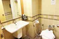 In-room Bathroom Horison Arcadia Mangga Dua Jakarta