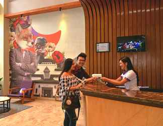 Lobi 2 Fox HARRIS City Center Bandung