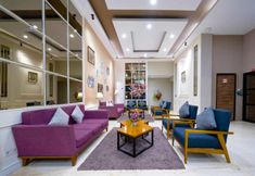 Lobby 3 Triizz Hotel Semarang