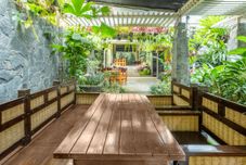 餐厅 Capital O 1010 Isola Resort