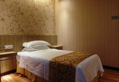 Bedroom 5 Mandarin Hotel
