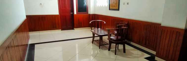 Sảnh chờ Sapadia Guest House Syailendra Medan