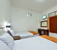 Bedroom 7 Hotel Bukit Uhud Syariah Yogyakarta
