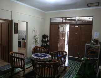 Lobi 2 Kembar Guesthouse