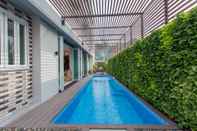 Swimming Pool LaRio Hotel Krabi 