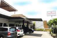 Exterior Mega Mulya Hotel Syariah