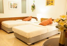 Bedroom 5 Thaiphiphat House