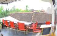 Nhà hàng 6 Legong Dormitory Backpacker Ubud