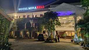 Mirabell Hotel & Convention Hall, Rp 420.419