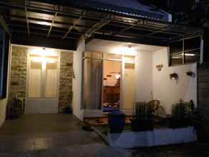 Exterior 4 Full House 2 Bedroom at Villa W Batu - Villa Puncak Garuda B11