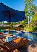 SWIMMING_POOL Blue emOcean Resort