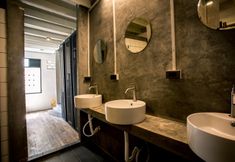 객실 내 욕실 5 Sleepy Dealer Hostel Bar